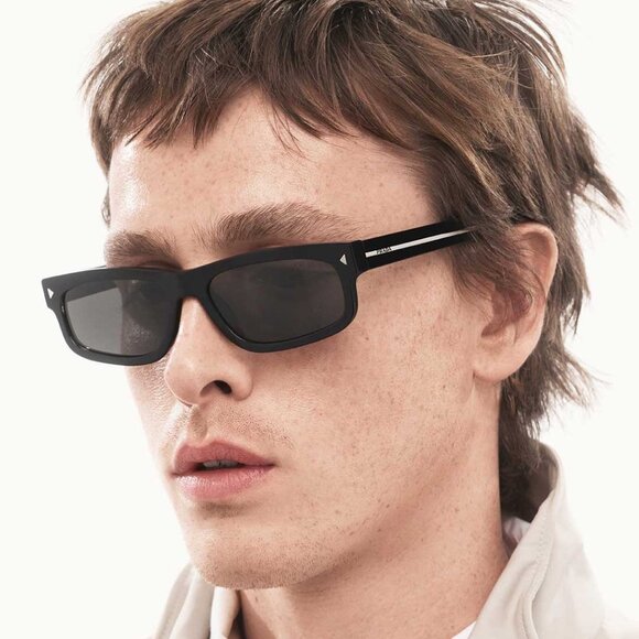 Prada Women Sunglasses Black Grey Rectangle PRB11S 16K731 NEW AUTHENTIC - Picture 10 of 10